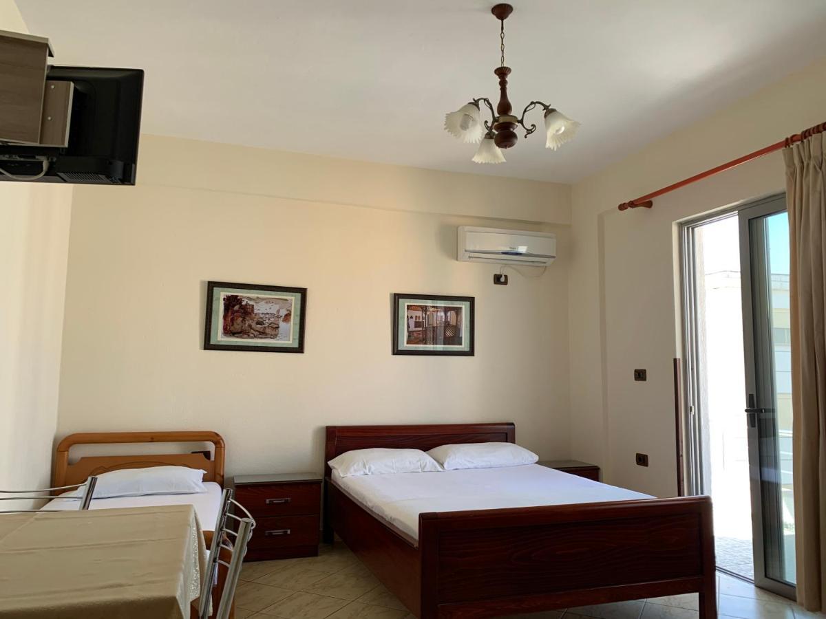 The First Hotel Saranda Exteriér fotografie