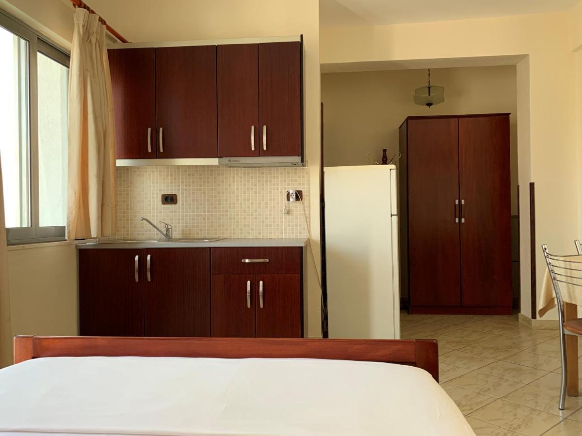 The First Hotel Saranda Exteriér fotografie