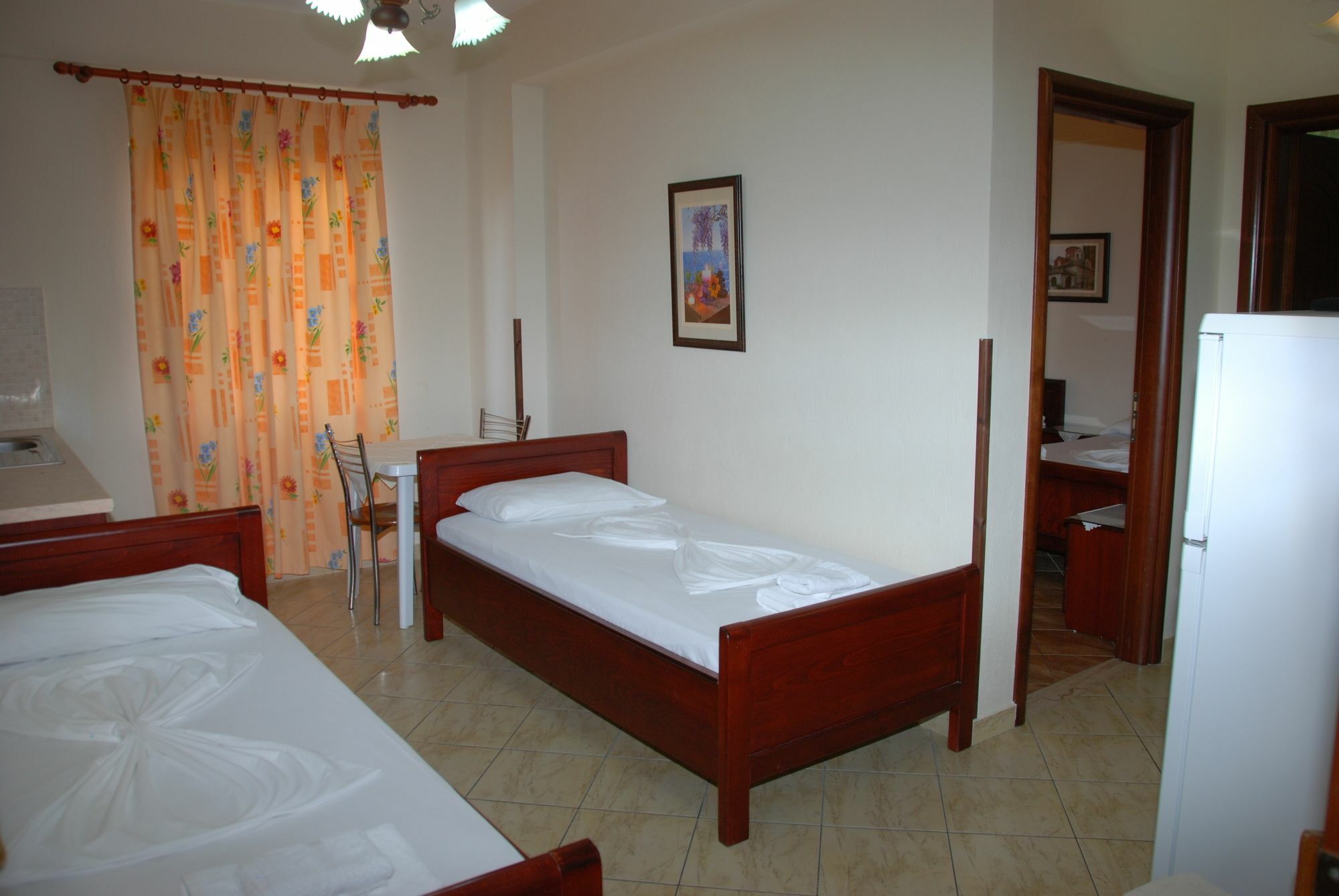 The First Hotel Saranda Exteriér fotografie